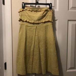 Cute sear sucker strapless dress! Great condition!